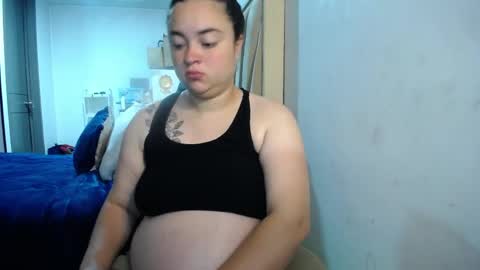 Snapshot of dumont_model chatting on May 2026 04:58:02 PM Nicole online show from May 2026 04:58:02 PM
