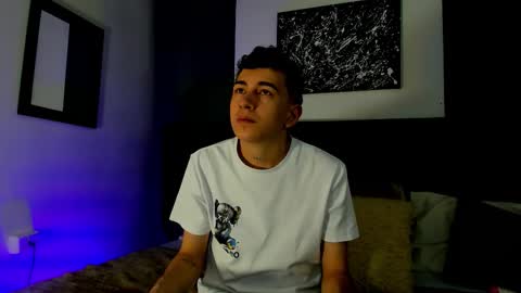 Thomas and Noah online show from November 2025 12:40:02 PM