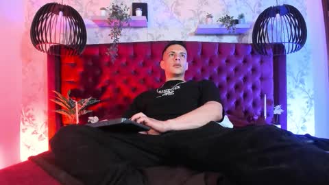 Dustin Sonne online show from March 2026 03:45:02 AM