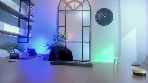 Dustin Sonne online show from July 2026 03:33:02 AM