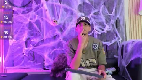 dustinandjordan online show from October 2025 03:47:01 AM