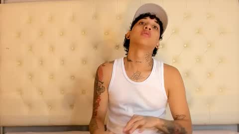 dustinandjordan online show from December 2025 05:07:02 PM