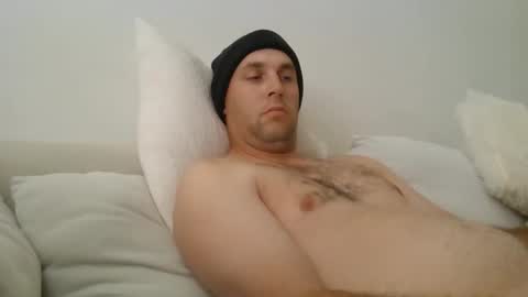 dustyroy09 online show from April 2026 06:14:02 AM