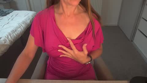 Ambertje040 online show from October 2025 07:19:02 AM