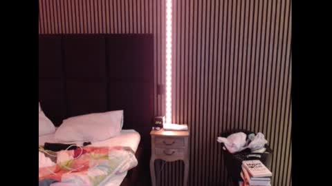 LikeMikeFriends online show from December 2025 09:46:02 PM