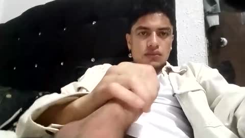 Snapshot of duvanarleyy chatting on September 2025 11:22:02 AM duvanarleyy online show from September 2025 11:22:02 AM