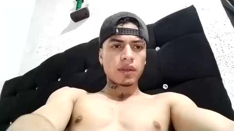 Snapshot of duvanarleyy chatting on September 2025 02:27:01 AM duvanarleyy online show from September 2025 02:27:01 AM