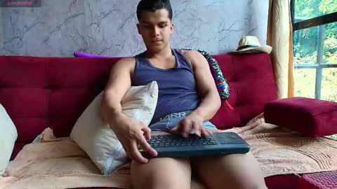 dwayne_brown online show from September 2025 07:06:02 PM