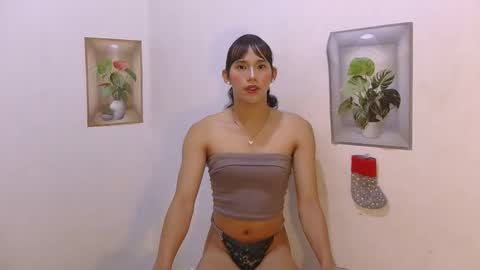 dy_namite online show from February 2026 05:58:01 PM