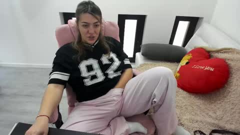 dayana online show from March 2026 05:24:01 AM