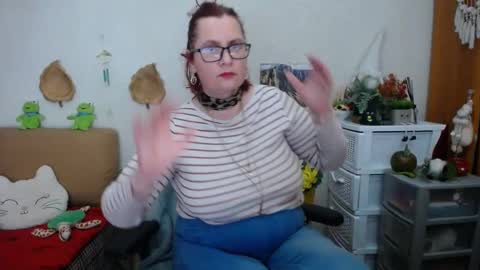 Dyanne online show from March 2025 09:51:02 PM