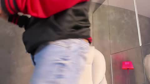 Dylan online show from December 2025 11:15:01 AM