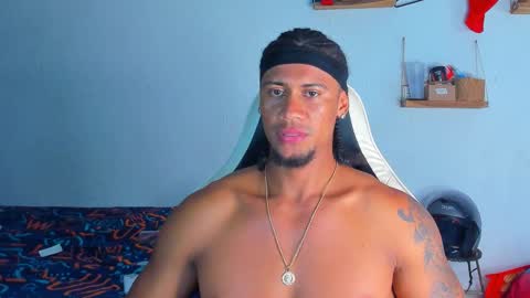 Snapshot of dylan_jake1 chatting on February 2026 03:36:02 AM Dylan online show from February 2026 03:36:02 AM