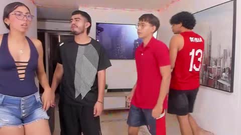 Snapshot of dylanbisex_hot chatting on December 2024 01:00:02 PM Mod Dylan Lilith Alan and Drake online show from December 2024 01:00:02 PM