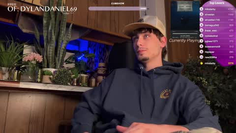 Dylan Daniel 7.8 online show from December 2024 09:35:01 AM