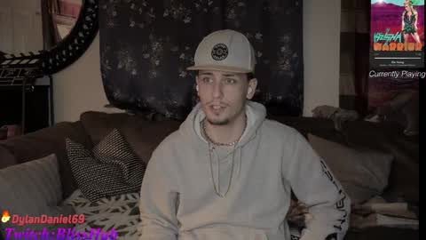 Dylan Daniel 7.8 online show from January 2025 04:50:02 AM