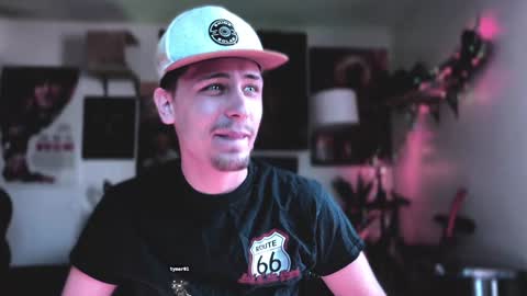 Dylan Daniel 7.8 online show from February 2025 07:00:01 PM