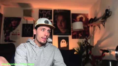 Dylan Daniel 7.8 online show from February 2025 10:12:02 AM