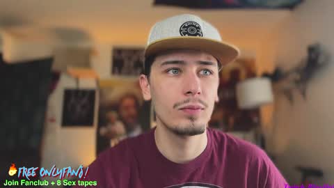 Dylan Daniel 7.8 online show from March 2025 04:44:01 PM