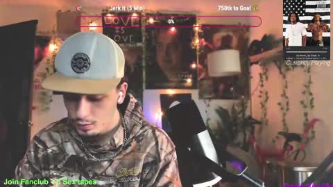 Dylan Daniel 7.8 online show from March 2025 02:12:02 PM