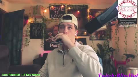 Dylan Daniel 7.8 online show from March 2025 07:58:02 PM