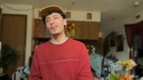 Dylan Daniel 7.8 online show from September 2025 06:07:01 PM