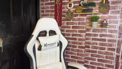 Snapshot of dylangusss chatting on March 2026 09:59:02 AM Dylangusss online show from March 2026 09:59:02 AM