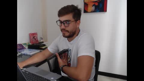 dylanhot10 online show from December 2024 07:16:01 PM