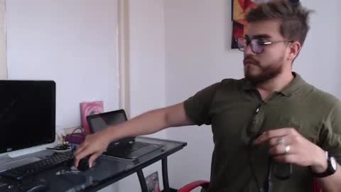 dylanhot10 online show from February 2025 10:34:01 PM