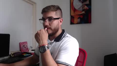 dylanhot10 online show from February 2025 07:49:01 PM