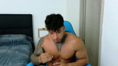 Snapshot of dylanrivera_ chatting on May 2026 12:30:02 AM Dylan Rivera online show from May 2026 12:30:02 AM