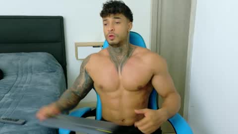 Snapshot of dylanrivera_ chatting on June 2026 02:36:02 AM Dylan Rivera online show from June 2026 02:36:02 AM