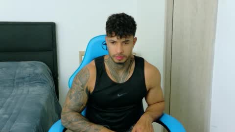 Snapshot of dylanrivera_ chatting on June 2026 03:00:02 AM Dylan Rivera online show from June 2026 03:00:02 AM