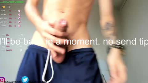 dylanscott_106 online show from February 2025 10:09:01 PM