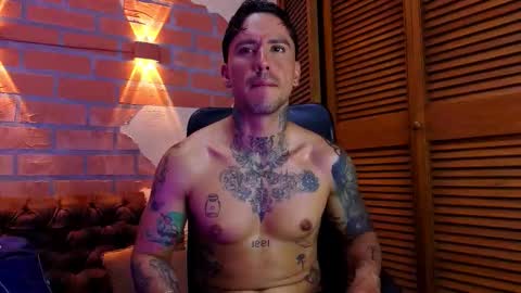 D Y L A N online show from January 2026 10:01:01 PM