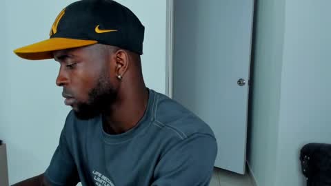 Dylan Taylor online show from September 2025 02:46:02 AM