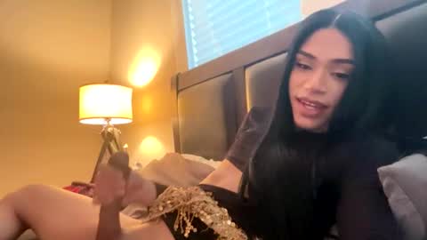 Dynasty online show from November 2025 05:13:02 PM