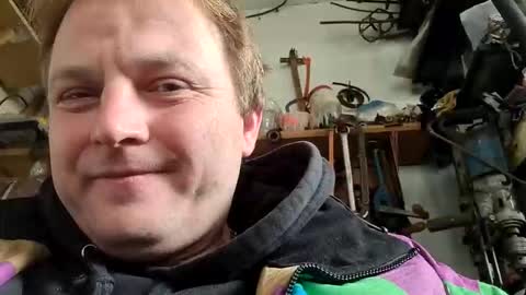 dzejnys online show from October 2025 12:17:01 PM