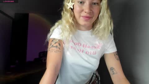 fansly - yourbestbaby online show from December 2024 03:11:02 AM