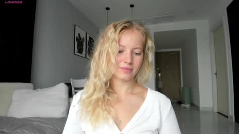 fansly - yourbestbaby online show from January 2025 02:14:02 AM