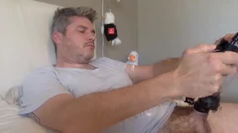 ER35 online show from November 2025 05:24:01 PM