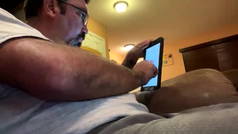 earl3232 online show from November 2025 05:53:01 AM