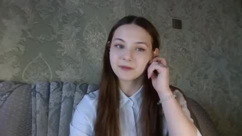 Snapshot of earlenegadsden chatting on February 2026 01:29:02 PM Yuni online show from February 2026 01:29:02 PM