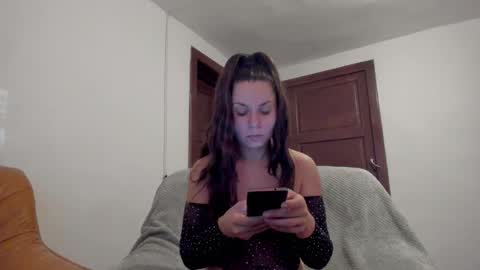 Snapshot of easyacee chatting on September 2025 03:01:01 PM easyacee online show from September 2025 03:01:01 PM
