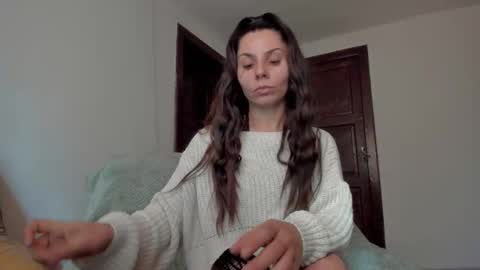 Snapshot of easyacee chatting on October 2025 10:59:02 AM easyacee online show from October 2025 10:59:02 AM