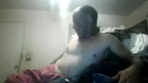 Snapshot of easye4015 chatting on June 2026 01:19:02 AM Easye online show from June 2026 01:19:02 AM
