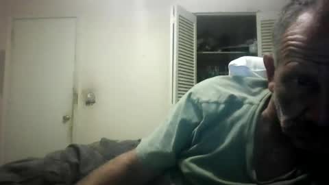Snapshot of easye4015 chatting on July 2026 09:34:02 AM Easye online show from July 2026 09:34:02 AM