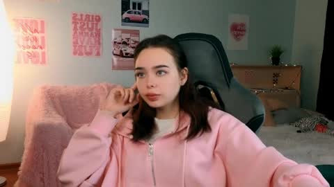 Luna online show from May 2026 07:55:02 PM