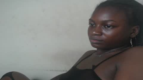 Snapshot of eatuupx chatting on January 2025 04:16:02 AM eatuupx online show from January 2025 04:16:02 AM