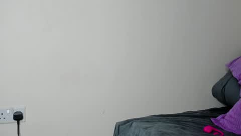 Snapshot of ebony_arya chatting on June 2026 07:40:01 PM Arya online show from June 2026 07:40:01 PM
